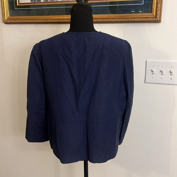 Kasper Navy Linen Blend Plus Size Blazer w/Large Buttons, Sz. 14. - Picture 4 of 10